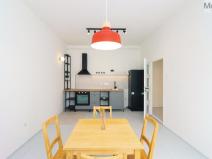 Pronájem bytu 2+1, Chomutov, Křižíkova, 82 m2