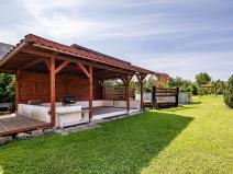 Prodej rodinného domu, Běrunice, V Koutě, 222 m2