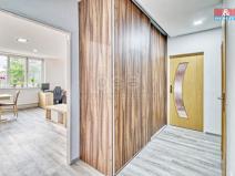 Prodej bytu 3+1, Vraný, 74 m2