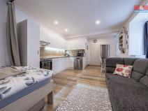 Prodej bytu 2+kk, Bělá pod Bezdězem, Masarykovo náměstí, 54 m2