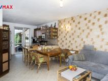 Prodej bytu 3+kk, Nupaky, Za Hotelem, 84 m2