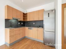 Pronájem bytu 2+kk, Praha - Prosek, Kytlická, 60 m2