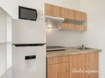 Pronájem bytu 1+kk, Praha - Vysočany, Poděbradská, 18 m2