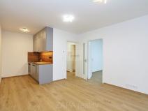 Pronájem bytu 2+kk, Praha - Horní Měcholupy, Milánská, 40 m2