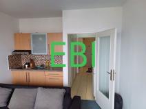 Pronájem bytu 1+kk, Praha, Batelovská, 27 m2