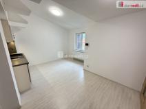 Pronájem bytu 2+kk, Praha - Vinohrady, Lublaňská, 40 m2