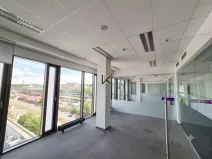 Pronájem kanceláře, Praha - Libeň, Českomoravská, 224 m2