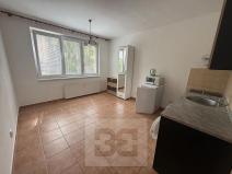 Pronájem bytu 1+kk, Prachatice, nám. Přátelství, 21 m2