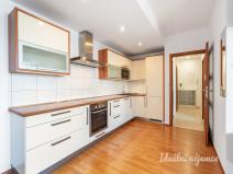 Pronájem bytu 2+kk, Praha - Kyje, Břeclavská, 48 m2