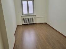 Pronájem kanceláře, Cheb, Svobody, 16 m2