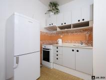 Pronájem bytu 1+kk, Hradec Králové - Nový Hradec Králové, třída Edvarda Beneše, 29 m2