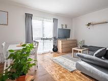 Prodej bytu 2+kk, Jesenice, Cedrová, 66 m2