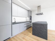 Prodej bytu 3+kk, Praha - Kobylisy, Mirovická, 74 m2