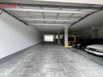 Pronájem garážového stání, Praha - Libeň, Primátorská, 2590 m2