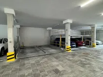 Pronájem garážového stání, Praha - Libeň, Primátorská, 2590 m2