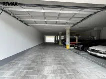 Pronájem garážového stání, Praha - Libeň, Primátorská, 2590 m2