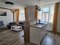 Prodej bytu 2+kk, Přelouč, Václavské náměstí, 72 m2