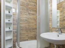 Prodej bytu 2+kk, Čelákovice, náměstí 5. května, 52 m2