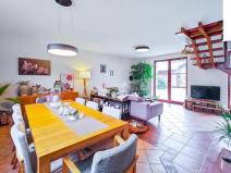 Prodej rodinného domu, Lhota pod Libčany, 200 m2