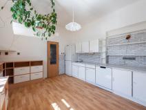 Prodej rodinného domu, Praha - Kobylisy, Přemyšlenská, 110 m2
