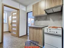 Pronájem obchodního prostoru, České Budějovice, Mánesova, 35 m2