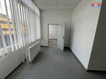 Pronájem kanceláře, Třinec - Lyžbice, nám. Svobody, 61 m2
