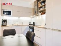 Pronájem bytu 2+kk, Praha - Horní Měcholupy, Mantovská, 52 m2