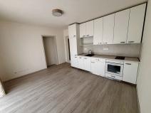 Pronájem bytu 2+kk, Klatovy, Cibulkova, 44 m2
