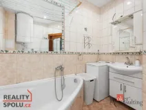 Prodej bytu 2+kk, Hradec Králové, Petra Jilemnického, 61 m2