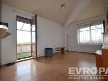 Pronájem bytu 1+kk, Praha - Hostivař, Pražská, 47 m2