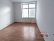 Pronájem bytu 1+kk, Opava - Předměstí, Kasárenská, 35 m2