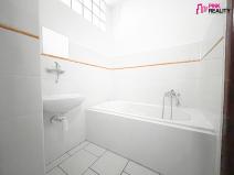 Pronájem bytu 2+1, Liberk - Uhřínov, 55 m2