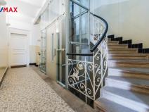 Pronájem kanceláře, Praha - Staré Město, Staroměstské náměstí, 195 m2