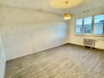 Pronájem bytu 2+1, Kadaň, Budovatelů, 53 m2