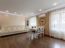 Prodej vícegeneračního domu, Mukařov, Kutnohorská, 200 m2