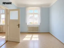 Prodej bytu 3+1, Karlovy Vary, Vrázova, 80 m2
