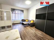 Pronájem bytu 1+1, Louny, Poděbradova, 60 m2