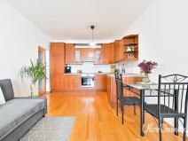 Prodej bytu 2+kk, Praha - Motol, Jeřabinová, 63 m2