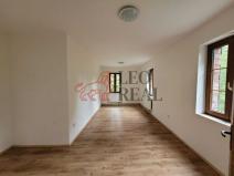 Pronájem bytu 3+kk, Nový Bor, Husova, 83 m2