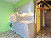 Prodej bytu 1+1, Trutnov, Fialková, 34 m2