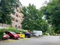 Pronájem garážového stání, Praha - Dejvice, 15 m2