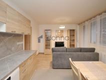 Pronájem bytu 3+kk, Praha, Sládkovičova, 58 m2