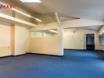 Pronájem kanceláře, Hradec Králové, třída Karla IV., 206 m2