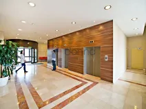 Pronájem kanceláře, Praha, Kodaňská, 152 m2