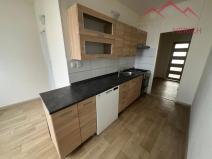 Pronájem bytu 2+1, Chomutov, Březenecká, 62 m2