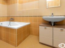 Pronájem bytu 2+1, Pardubice, Sladkovského, 85 m2