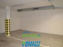 Pronájem garážového stání, Brno, Lišejníková, 15 m2