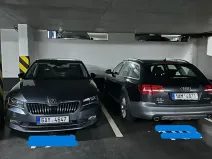 Pronájem garážového stání, Praha - Vinohrady, U Zvonařky, 25 m2