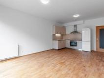 Pronájem bytu 2+kk, Praha - Karlín, U Mlýnského kanálu, 50 m2