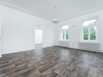 Pronájem bytu 2+1, Hradec Králové, náměstí Svobody, 70 m2